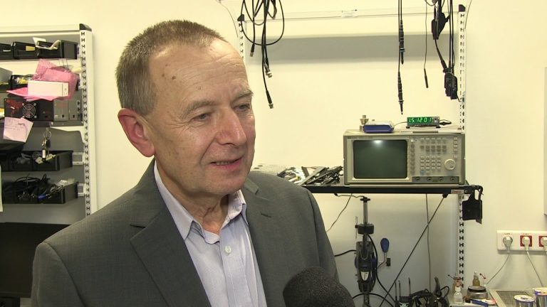 Wynalazek polskiego naukowca zrewolucjonizuje rynek klimatyzacji w budynkach. Pomoże też zwiększyć zasięg samochodów elektrycznych