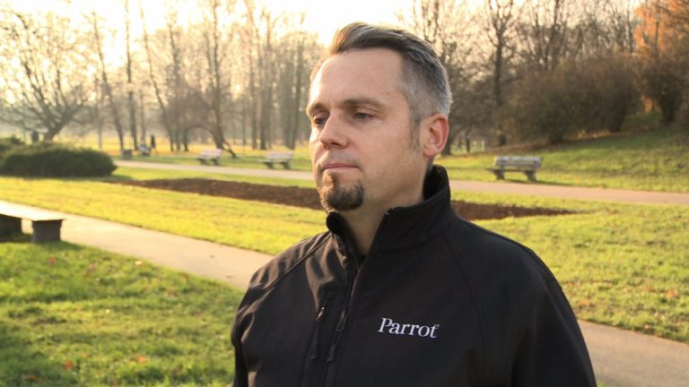 Drony coraz częściej budowane są z materiałów używanych w statkach kosmicznych. Najnowsze technologie trafiają najpierw do dronów wojskowych
