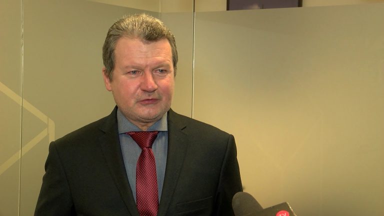 Inflacja podskoczyła przez wysoką cenę ropy naftowej