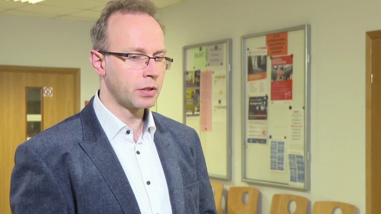 Kryptozłotówka ofiarą rekonstrukcji rządu? Polacy nie tak szybko doczekają się rewolucji