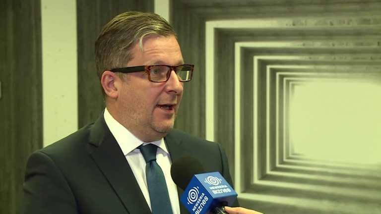 Frank najtańszy od trzech lat. Przewalutowanie na złote może jednak podnieść ratę kredytu
