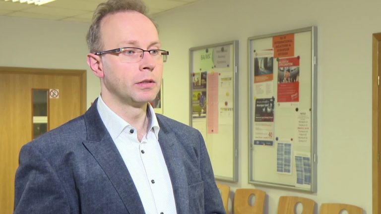 Polska jest coraz bardziej zacofana. Dla technologii blockchain, powoli stajemy się czarną dziurą