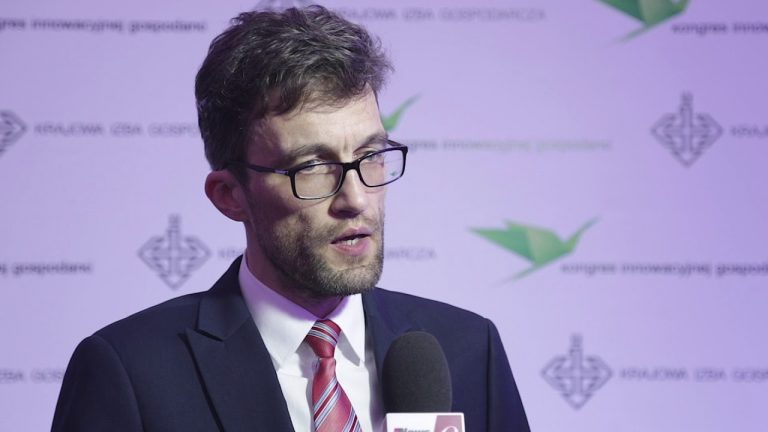 Organizacje pracownicze mogą pomóc w upowszechnieniu akcjonariatów pracowniczych