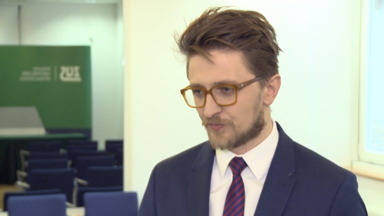 Polacy spędzają na zwolnieniach lekarskich prawie 280 mln dni rocznie. Ich koszty liczone są w miliardach złotych