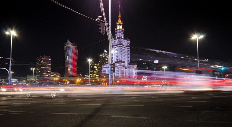 Sprzedaż detaliczna rośnie jak na drożdżach