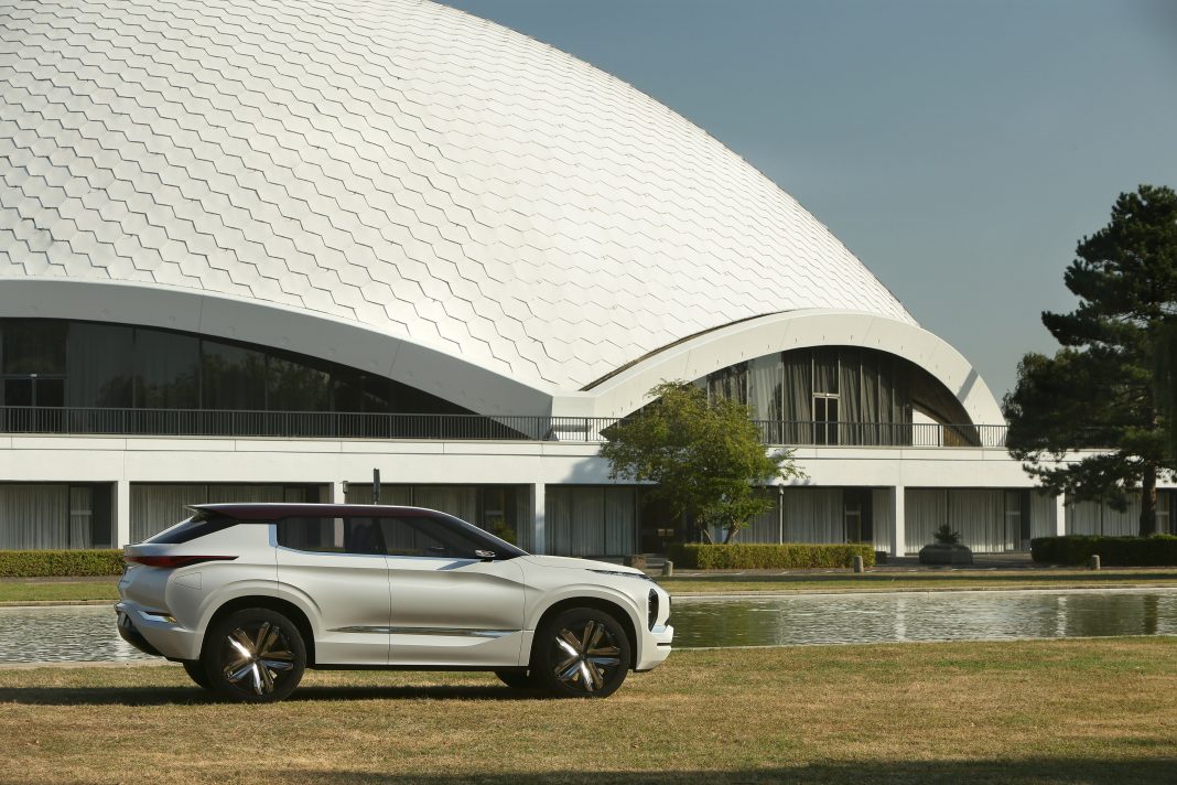 Mitsubishi GT-PHEV Concept