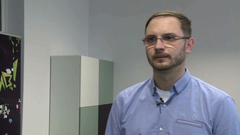 Gry komputerowe są coraz bardziej realistyczne. Odpowiada za to coraz lepsza grafika 3D, ale też zaawansowane silniki fizyki
