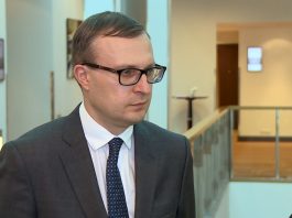 Prezes PFR: Banki w Polsce czeka dalsza konsolidacja. Dla klientów nie musi to oznaczać wyższych kosztów