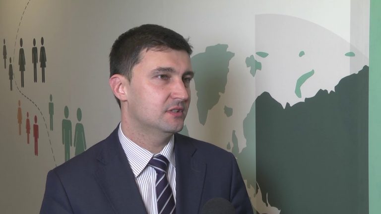 Sprzedaż piwa spadła ilościowo o 2,4% r/r, wartościowo o 1,3% w 2017