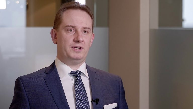 Akcje, amerykańskie obligacje, surowce czy waluty – w co inwestować?