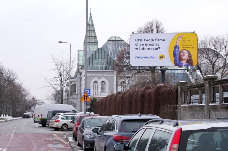 Wizerunkowa kampania Panoramy Firm na ulicach polskich miast i nie tylko