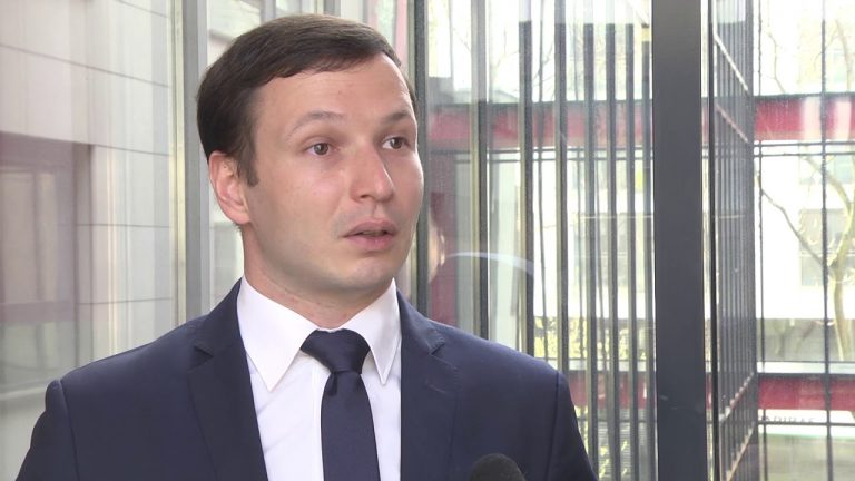 E-Rozwój. Technologia napiera na biznes