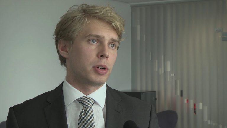 Kurs franka i euro. Michał Stajniak prognozuje 4,15 – 4,30 zł za euro, 3,60 – 3,70 zł za franka