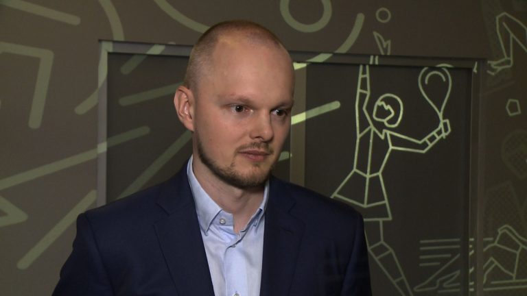 Prawie połowa Polaków jest aktywna fizycznie raz w tygodniu, a 30 proc. trzy razy w tygodniu. Do uprawiania sportu motywuje ich głównie zdrowie