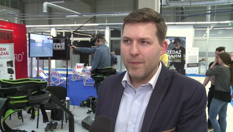 Wirtualna rzeczywistość przyszłością e-sportu. Kontrolery ruchowe w VR zapewniają nową jakość rozrywki