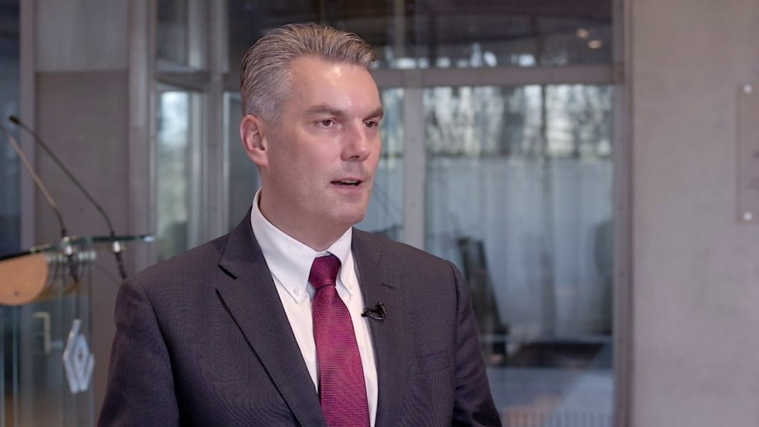Aleksander Poniewierski, Partner/ Global IoT Leader w EY