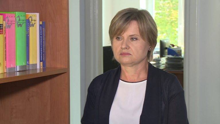 80 proc. młodych naukowców chce zostać w kraju. Rozwój kariery na uczelniach blokują niskie zarobki i mała liczba ofert pracy