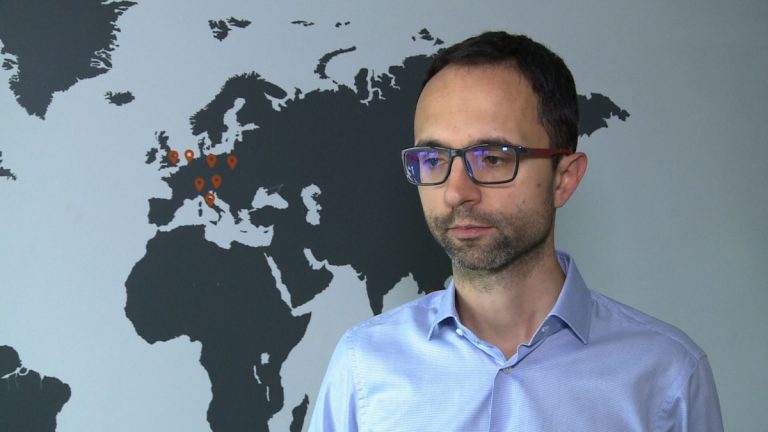Nowa technologia ograniczy liczbę wypadków drogowych i związane z nimi koszty. Ubezpieczyciele coraz chętniej sięgają po takie rozwiązania