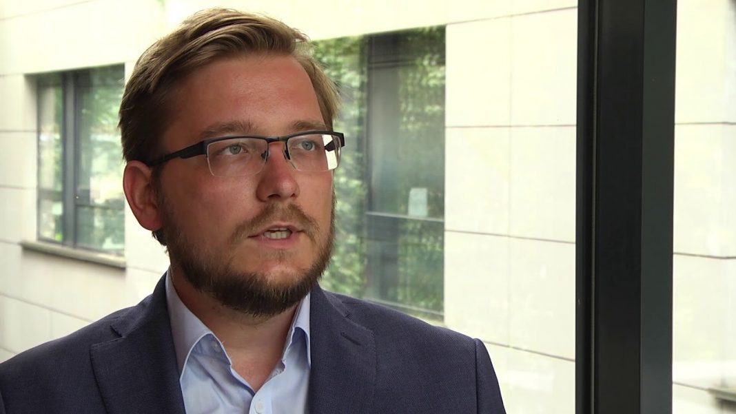 Bartłomiej Derski, ekspert WysokieNapiecie.pl