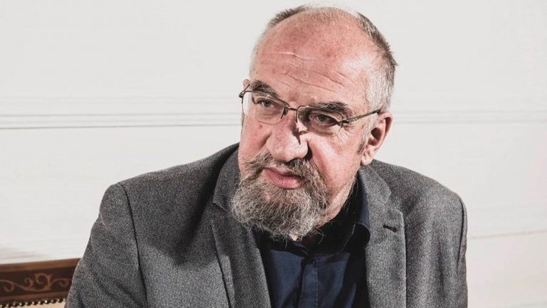 Czy rząd podwyższy podatki, by załatać deficyt budżetowy?