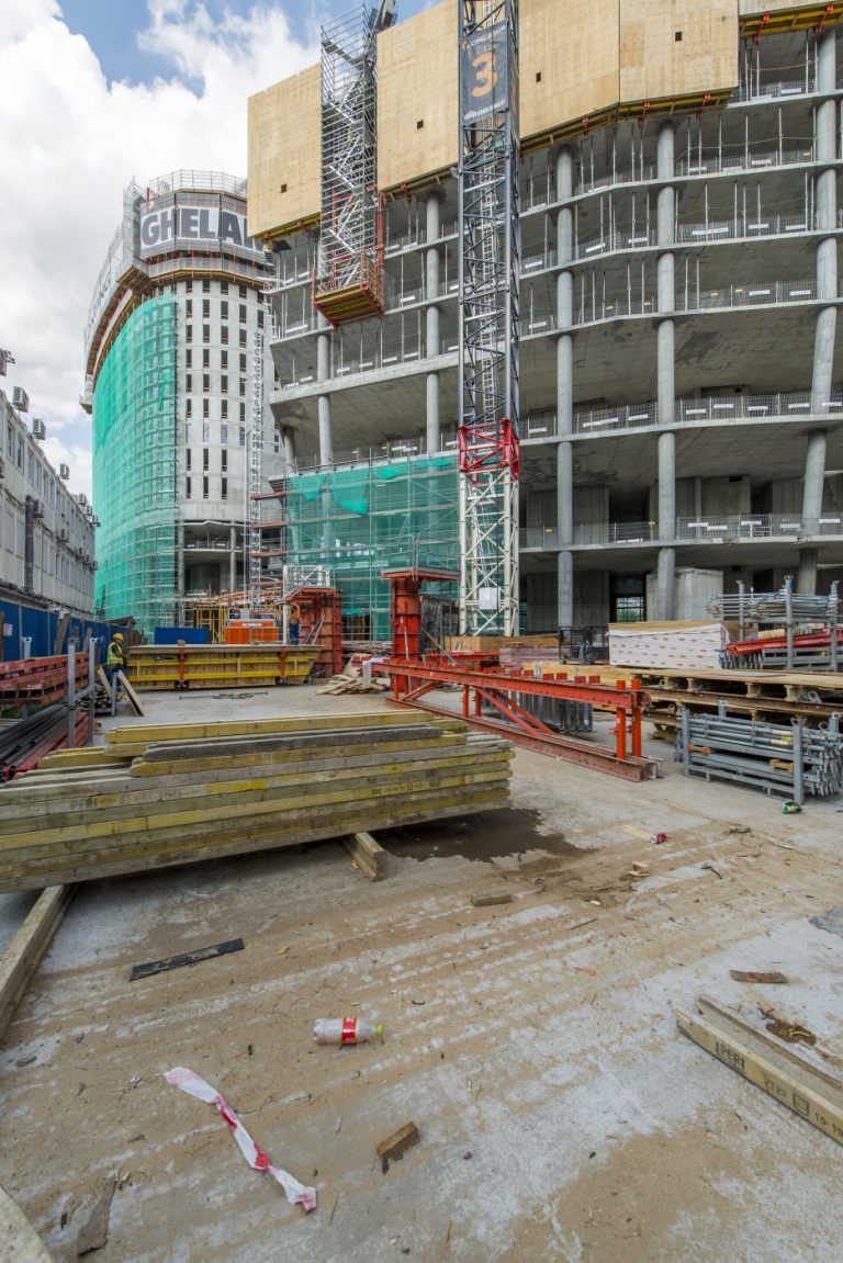 The Warsaw HUB zaczyna górować nad rondem Daszyńskiego