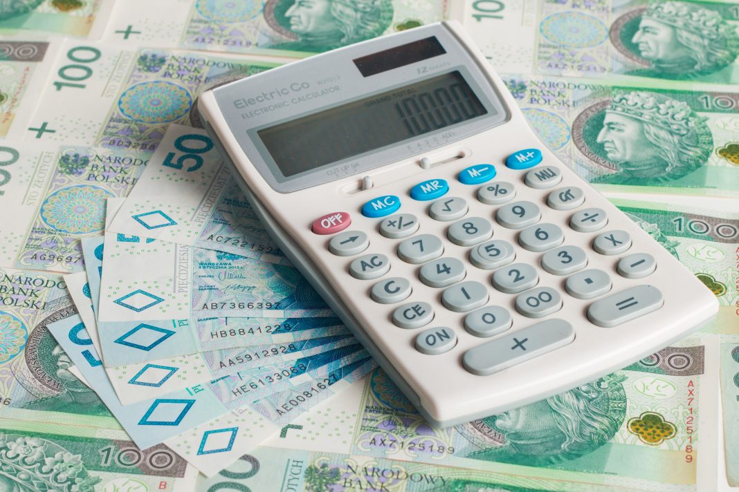 Waluta – pieniądze – faktura – finanse