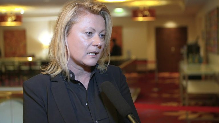 Jak wprowadzić polskie produkty do zagranicznych sieci handlowych?