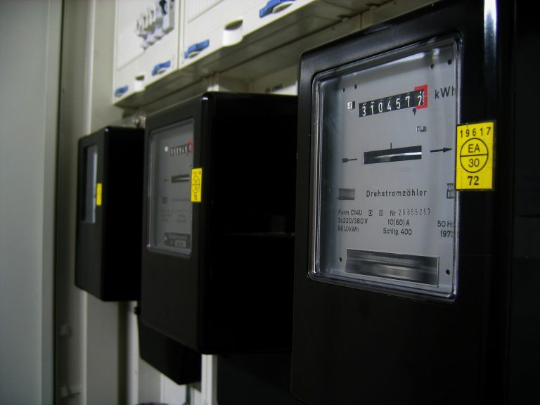 Wpływ pandemii na produkcję energii elektrycznej – mniej węgla więcej importu
