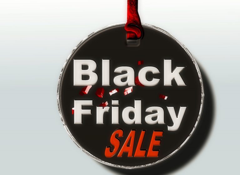 Polacy na wyprzedażach wydają nawet o 40 % więcej. Podczas Black Friday ten wzrost może osiągnąć nawet 70%!