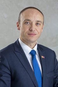 Marek Szczesniak[1]
