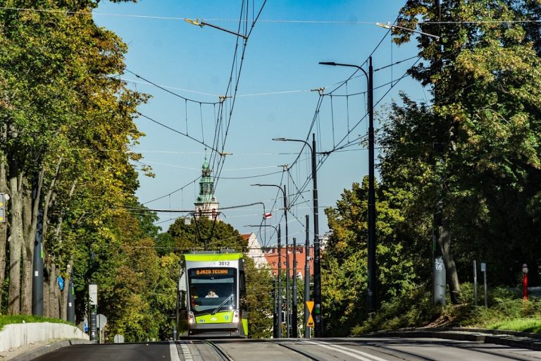 Czy przyszłość komunikacji miejskiej to… powrót do przeszłości?