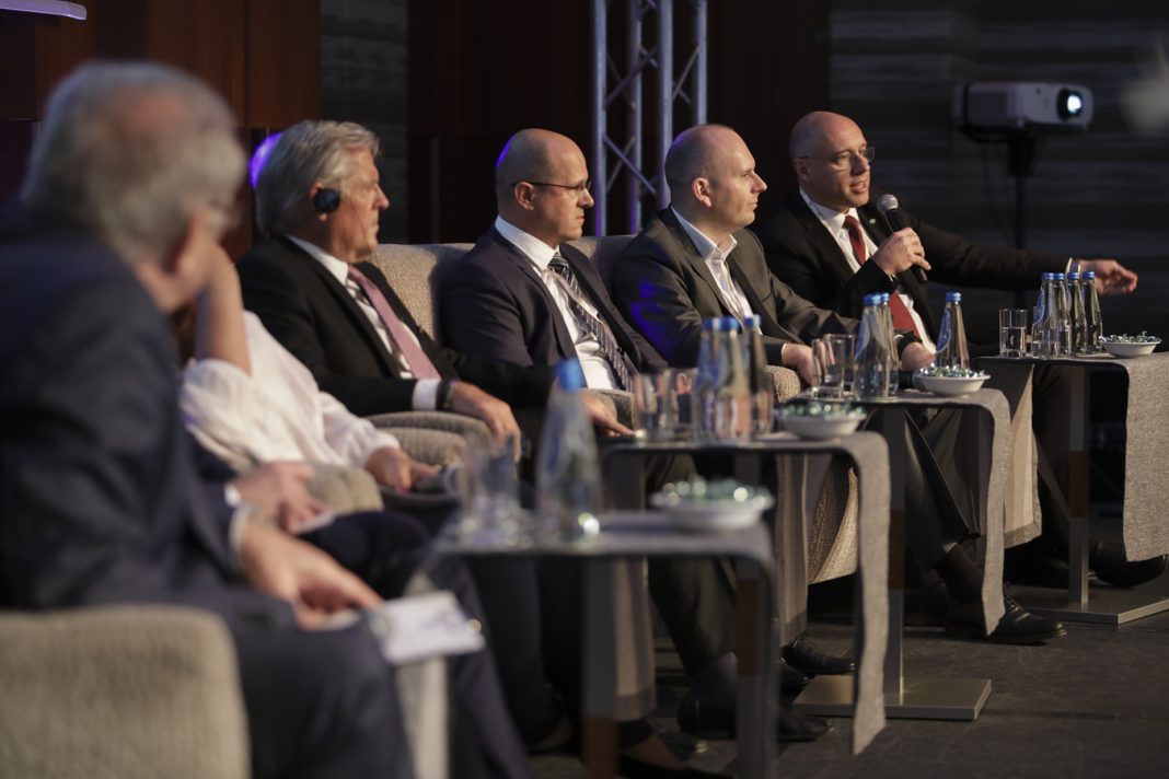 Top Industry Summit (2)