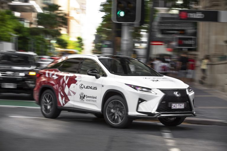 Lexus i connected cars