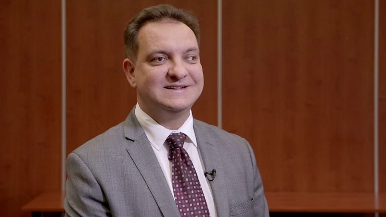 Przyszłość dostaw energii w Polsce – zdecentralizowany system czy duzi producenci?