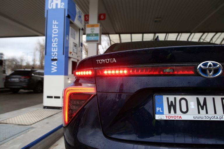 Leasing czy wynajem długoterminowy, a może średnioterminowy?