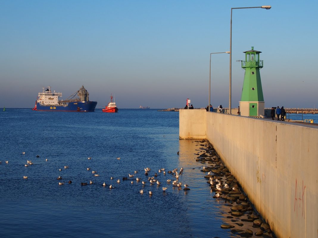statek polskie morze