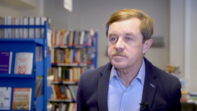 Pomiary smogowe konieczne w dużych aglomeracjach. W walkę z problemem muszą także włączyć się mieszkańcy