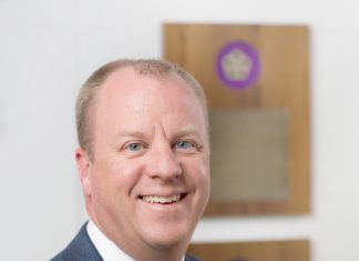 Bert Nappier - prezes FedEx Express i dyrektor TNT