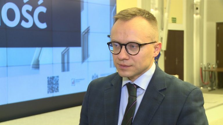 Ok. 2,5 mln użytkowników wieczystych stało się właścicielami gruntów. W najbliższych miesiącach otrzymają urzędowe poświadczenie