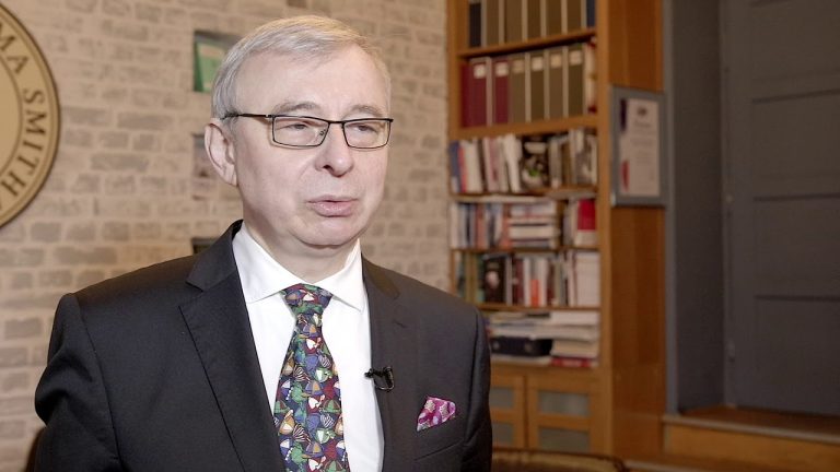 Kiedy doczekamy się obniżenia stawki podatku VAT?
