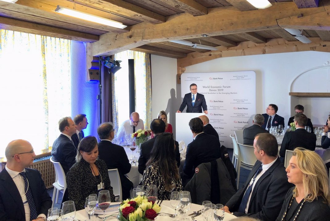 panel zorganizowany przez Bank Pekao w Davos