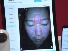Analiza skóry twarzy w 10 sekund dzięki innowacyjnemu urządzeniu. Podpowie też, jakie kosmetyki należy stosować