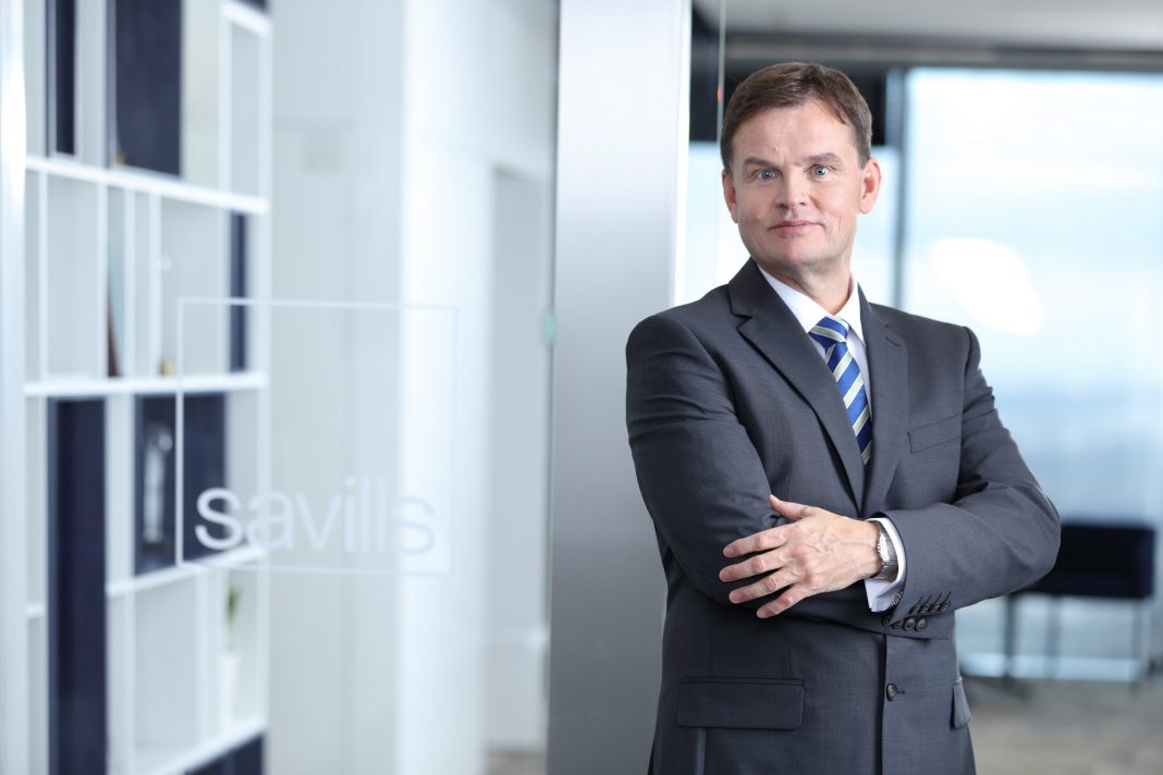 John Palmer, dyrektor zespołu doradztwa inwestycyjnego w sektorze nieruchomości magazynowych i przemysłowych, Savills Polska