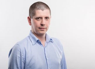 Krzysztof Adamczak – dealer walutowy Internetowykantor.pl i Walutomat.pl