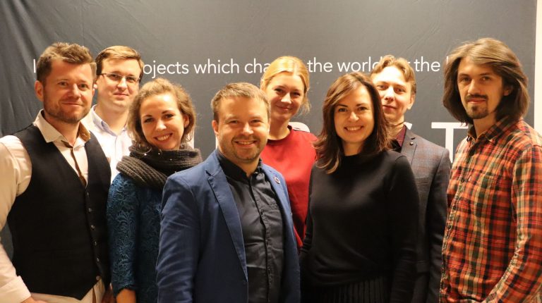 Simpact inwestuje 1 mln zł w kobiecy AdTech’owy startup E-Contenta