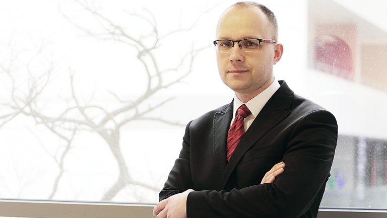 Łukasz Białek: Nierentowne kopalnie należy zamknąć, a ludzi przekwalifikować