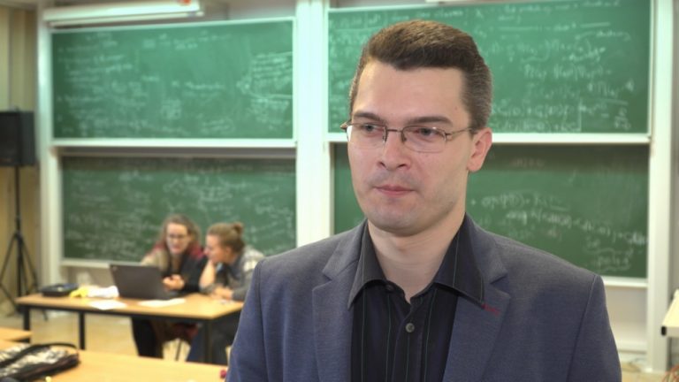 Sztuczna inteligencja pomaga dotrzeć do klienta ze spersonalizowaną ofertą. Pozwoli też hotelom uniezależnić się od międzynarodowych platform oferujących ich usługi