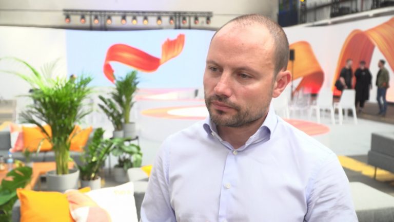 Orange wprowadza na rynek nowy model korzystania z usług. Zapowiada rewolucję na miarę tej, która wyparła telefony stacjonarne