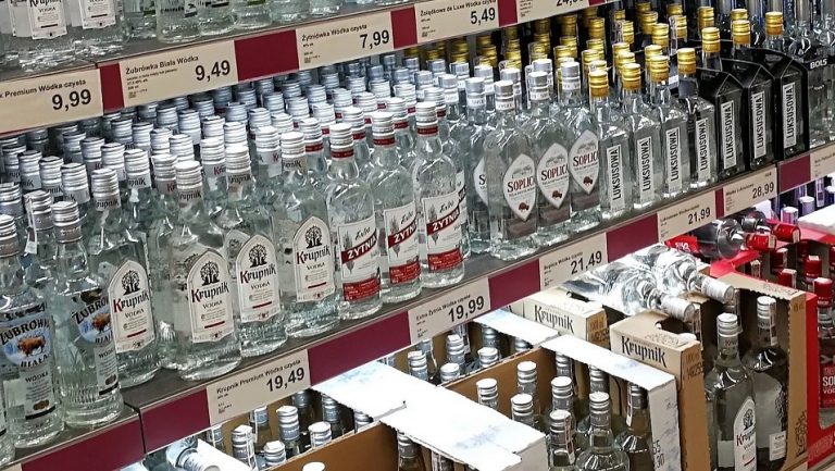 Branża spirytusowa chce pomóc w walce z pandemią COVID-19