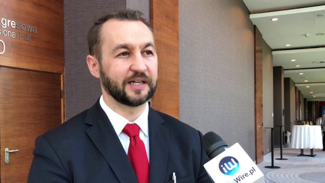 Karol Raźniewski, associate partner w EY